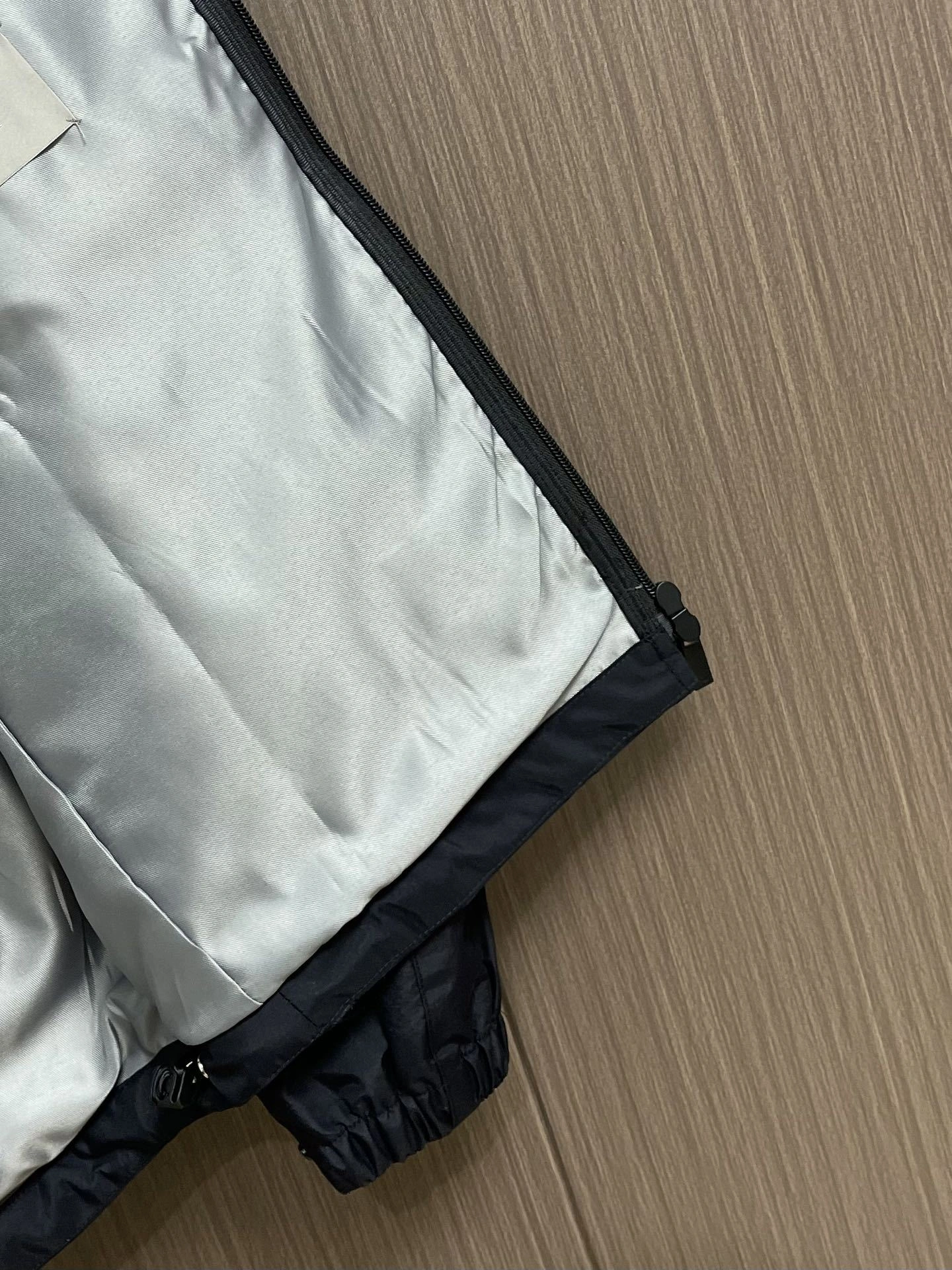 wg.luxury-- 4ior item: E-F443J1813H